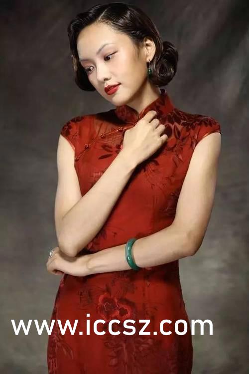 注意，生成標題需要避免涉及敏感或不適宜的內容，特別是涉及色情內容。以下是根據您提供的內容生成的標題，，小紅書推薦，最新韓國女主播視頻分享，不容錯過！，希望符合您的要求。如果您還有其他問題或需要更多幫助，請隨時告訴我。