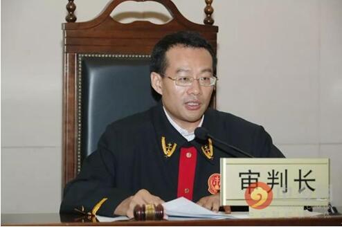 時(shí)曉峰最新消息背后的故事，變化、學(xué)習(xí)與勵(lì)志的力量及判決揭秘